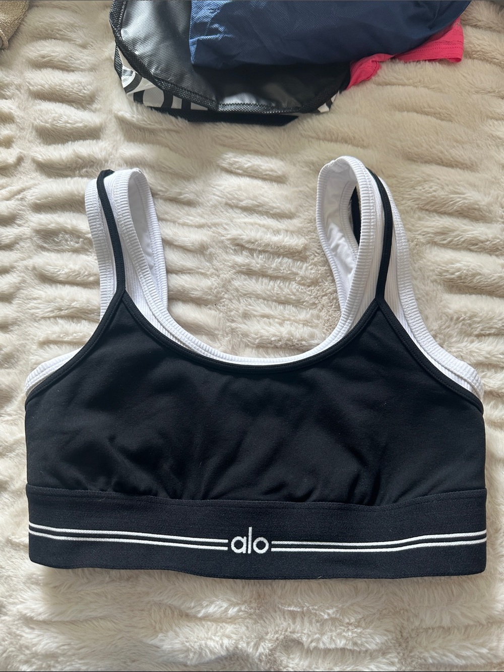 ALO Yoga Better Together Black and White Sports Bra Size Small